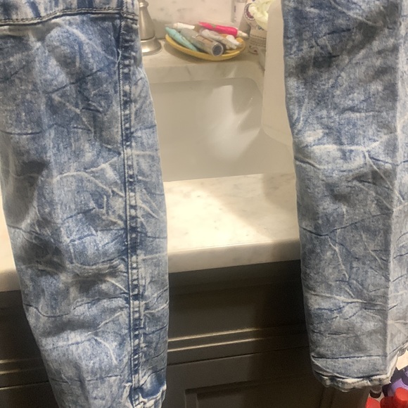 Evolution in design jeans - Picture 9 of 13